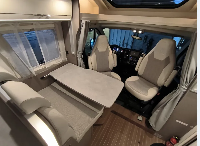 Camping-car - Etrusco - T 5900 FB